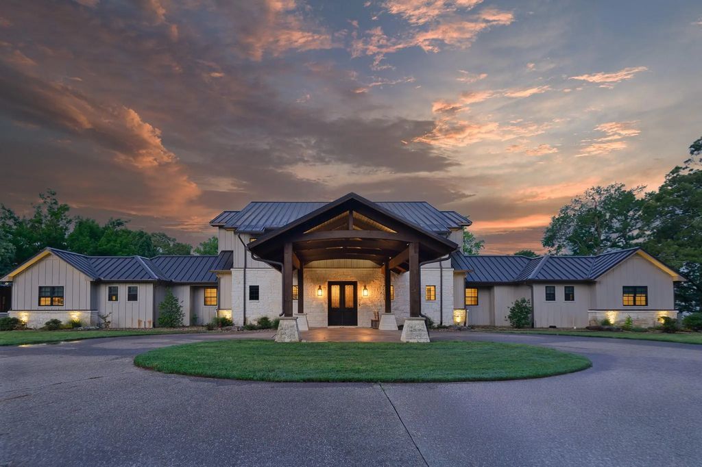 560 County Road 1447, Quitman