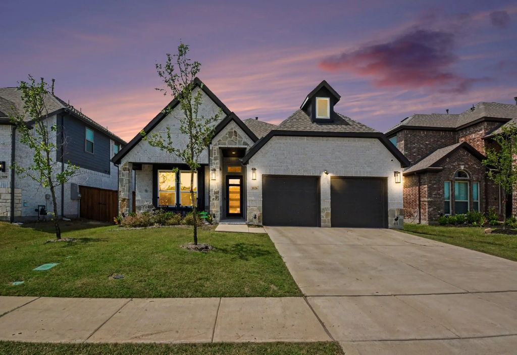 1026 Wind River Drive, Forney