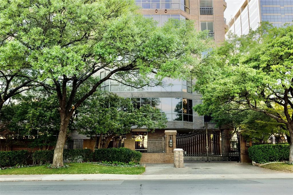 8181 Douglas Avenue Ph 9-12, Dallas