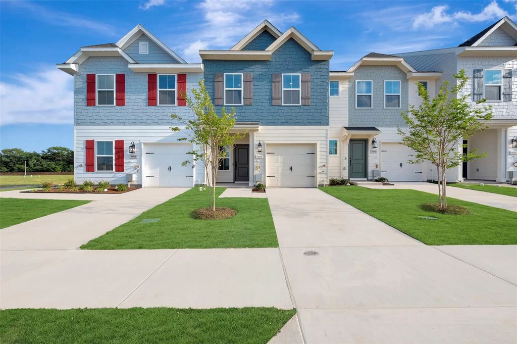 9404 Mill Street E, Providence Village