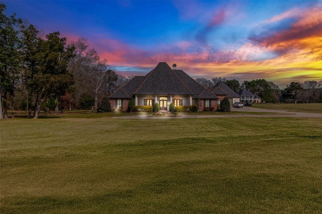 301 Easton Pvt Drive, Stonewall