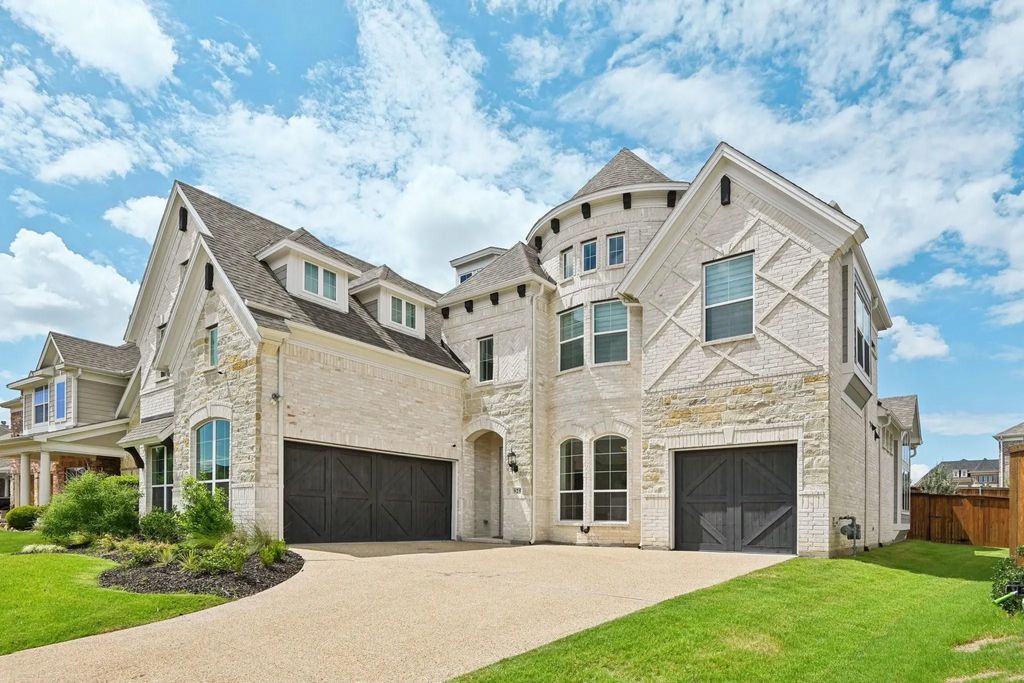 925 Oglethorpe Lane, Savannah