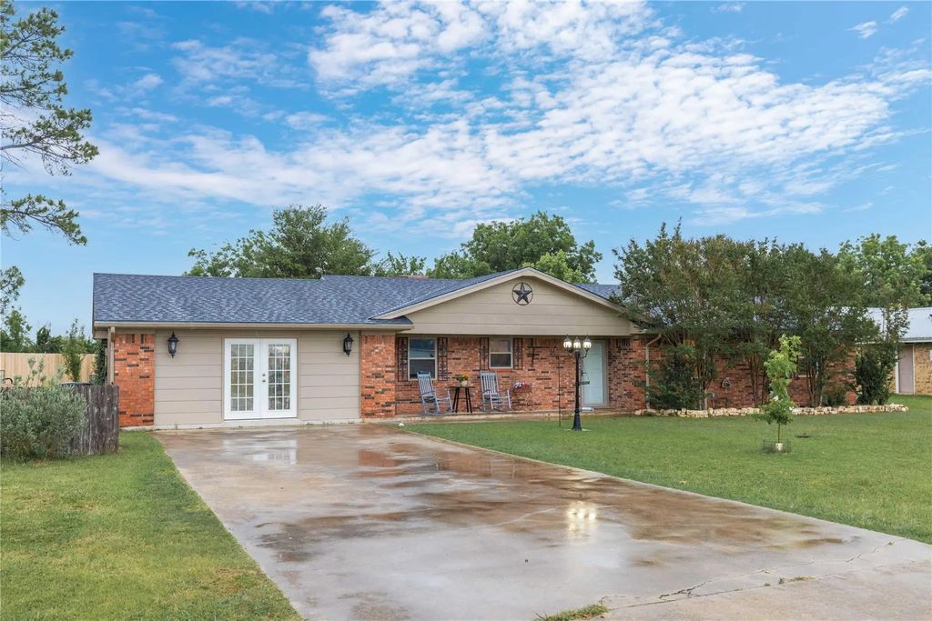 205 Longhorn Dr, Early