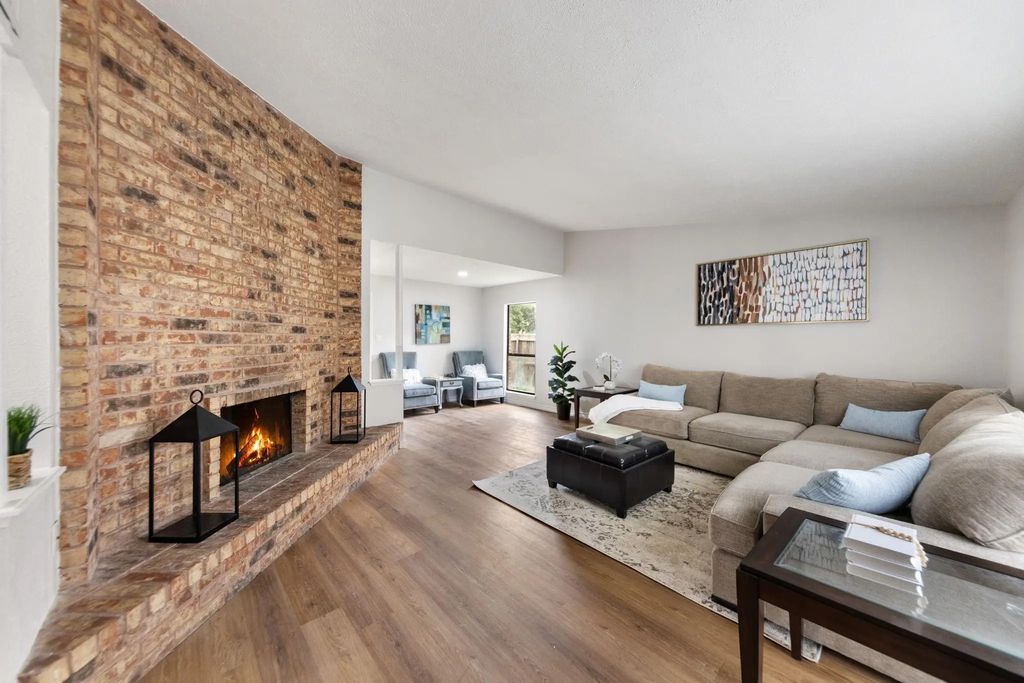 809 Levelland Drive, Arlington