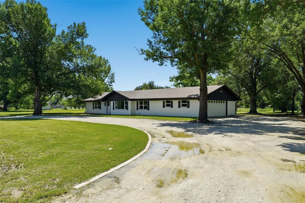 192 County Road 173, Marlin