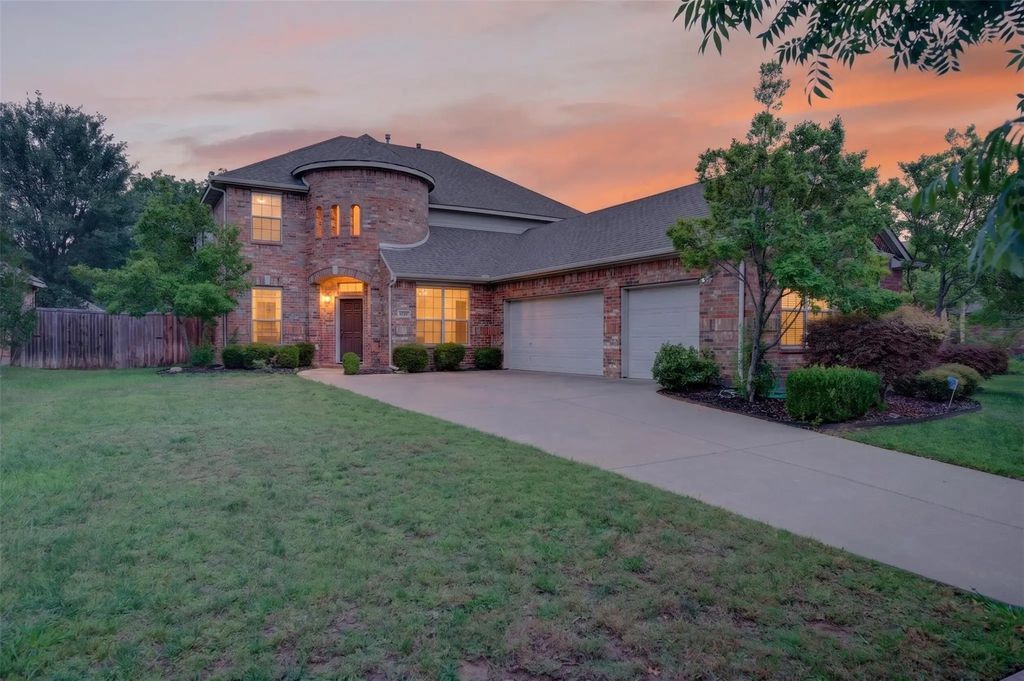 4845 Bellflower Way, Fort Worth