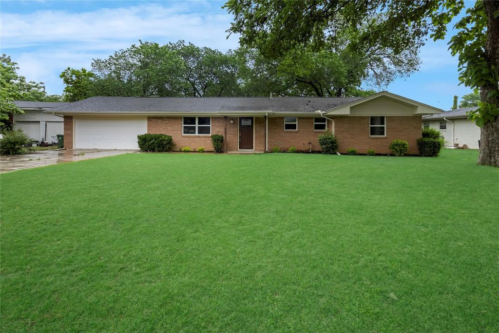 4408 Lynn Terrace, North Richland Hills