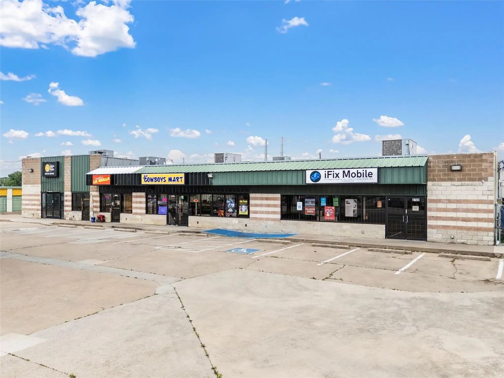 2712-2720 W Division St, Arlington