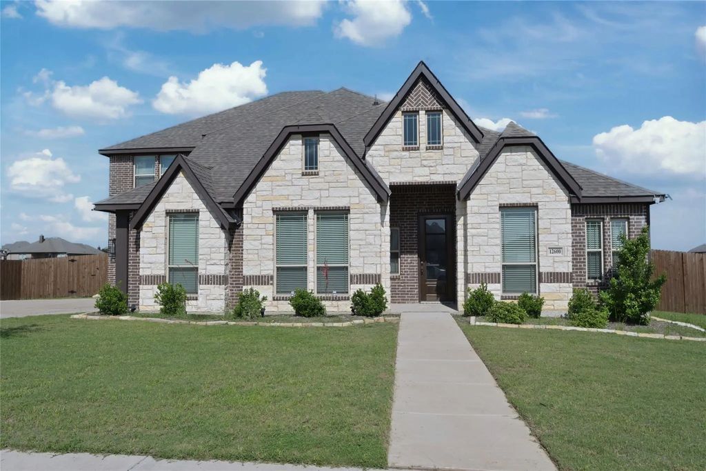 12600 Eagles Bluff, Godley