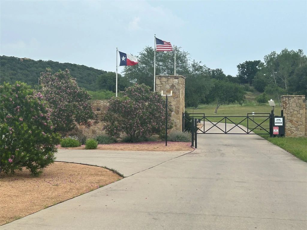 317 Canyon Lake Road, Gordon