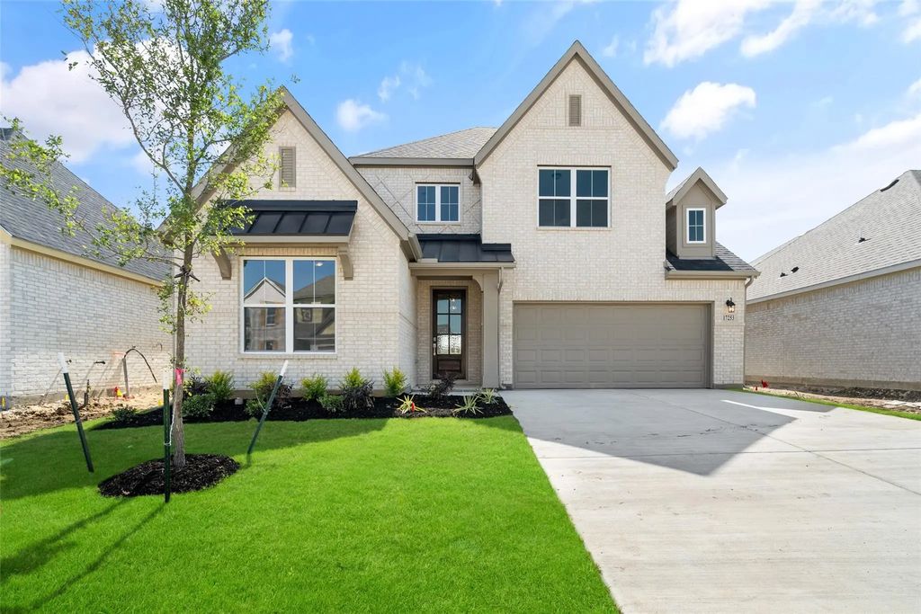 17253 Oxborough Drive, Fort Worth