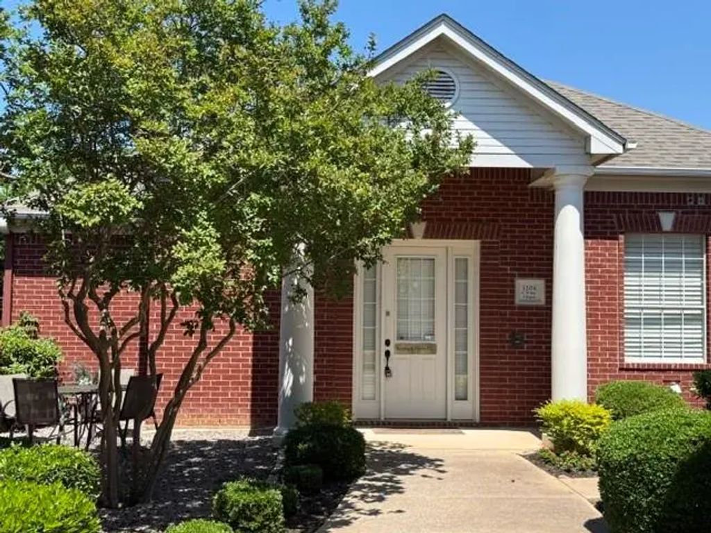 1200 S White Chapel Boulevard 1204, Southlake