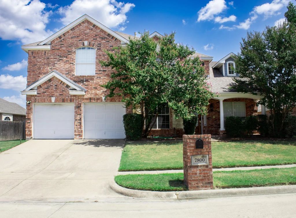 7800 Pirate Point Circle, Arlington