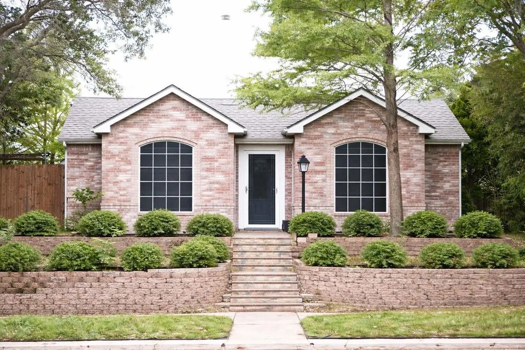 1440 Creekbank Drive, Lewisville