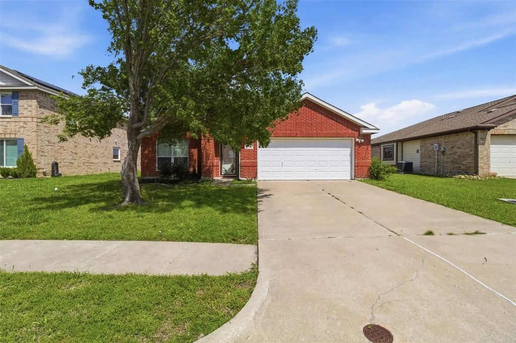 516 Mckamy Boulevard, Royse City