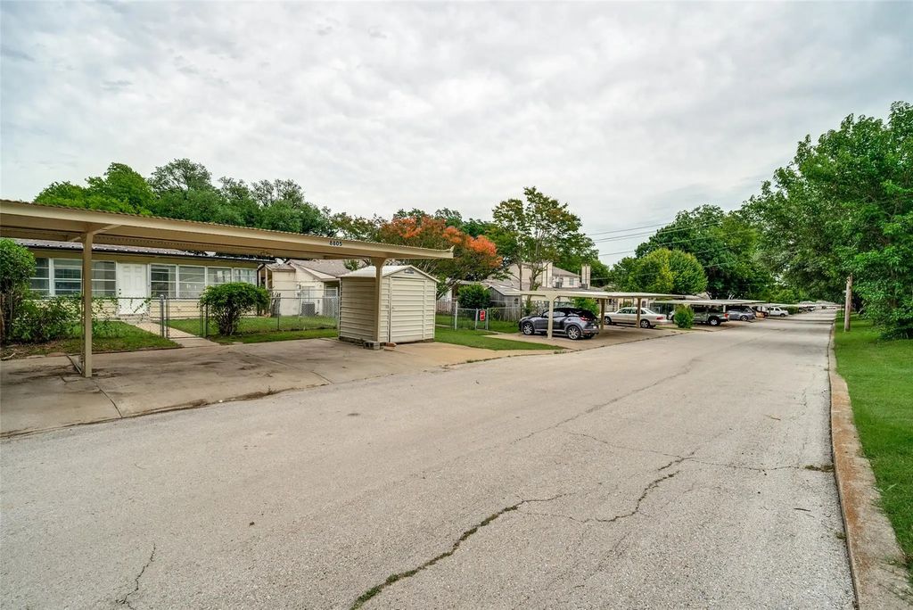 8805 N Normandale Street, Fort Worth