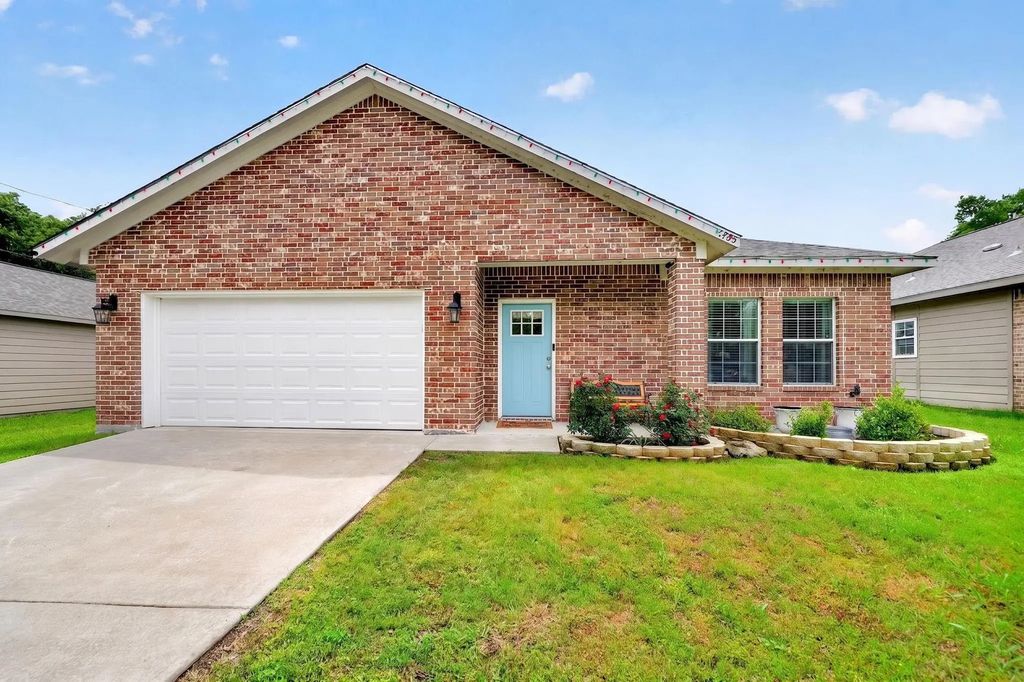 4495 Cordell Street, Greenville