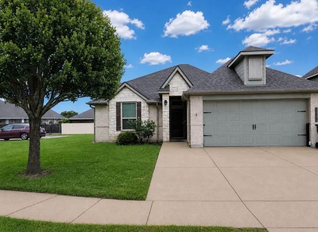 1106 Placid Circle, Waco