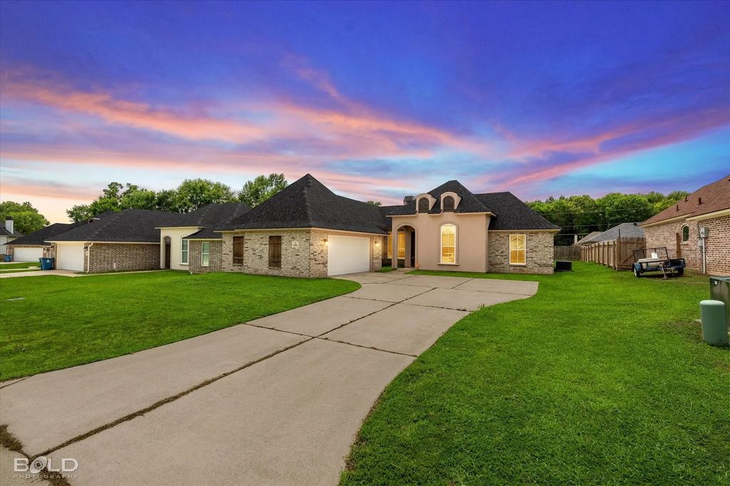 6896 Bethany Reed Circle, Blanchard