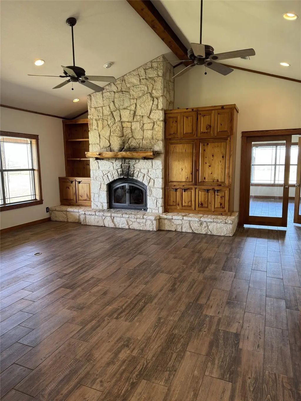 655 Loftice Road, Gunter