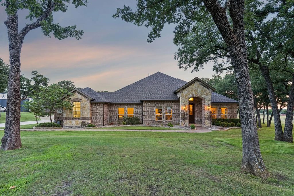 120 Hidden Valley Airpark, Shady Shores