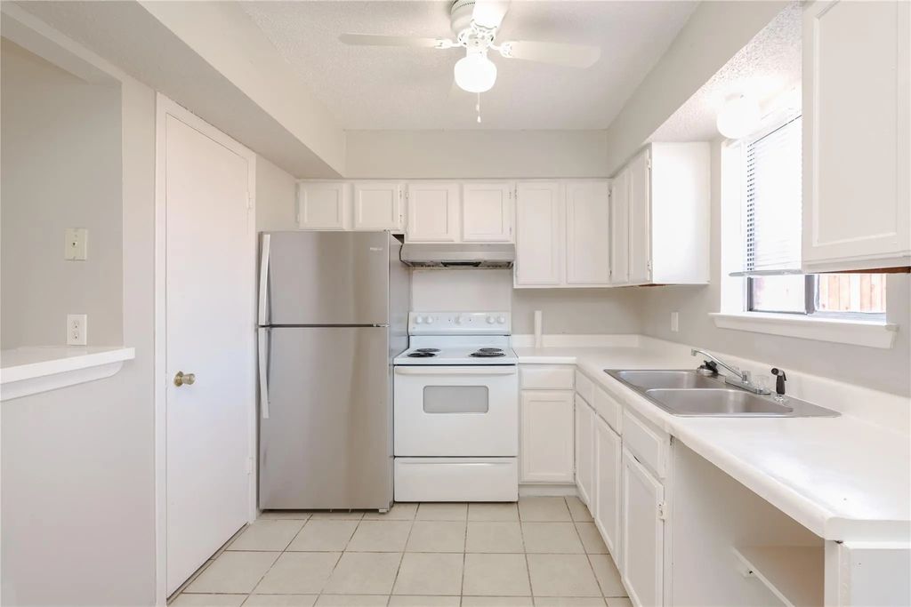 2813 Wimbledon Court D, Garland