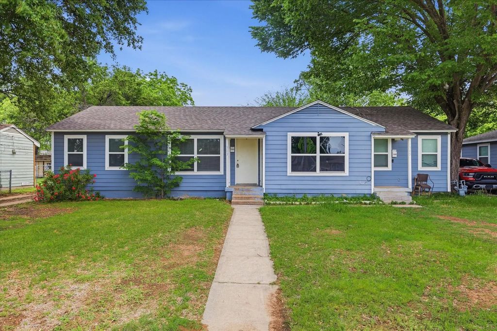 1303 Stone Drive, Irving