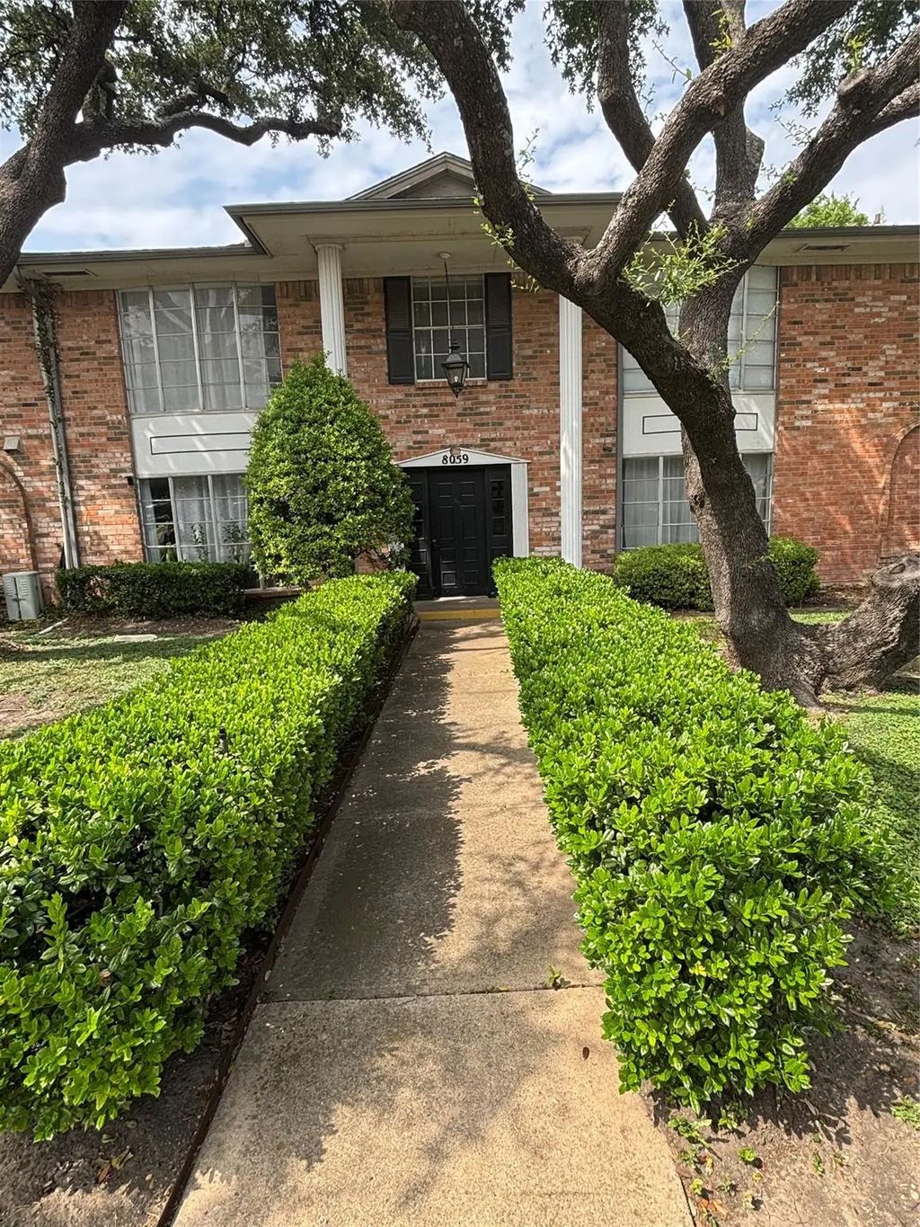 8057 Meadow Road 202, Dallas