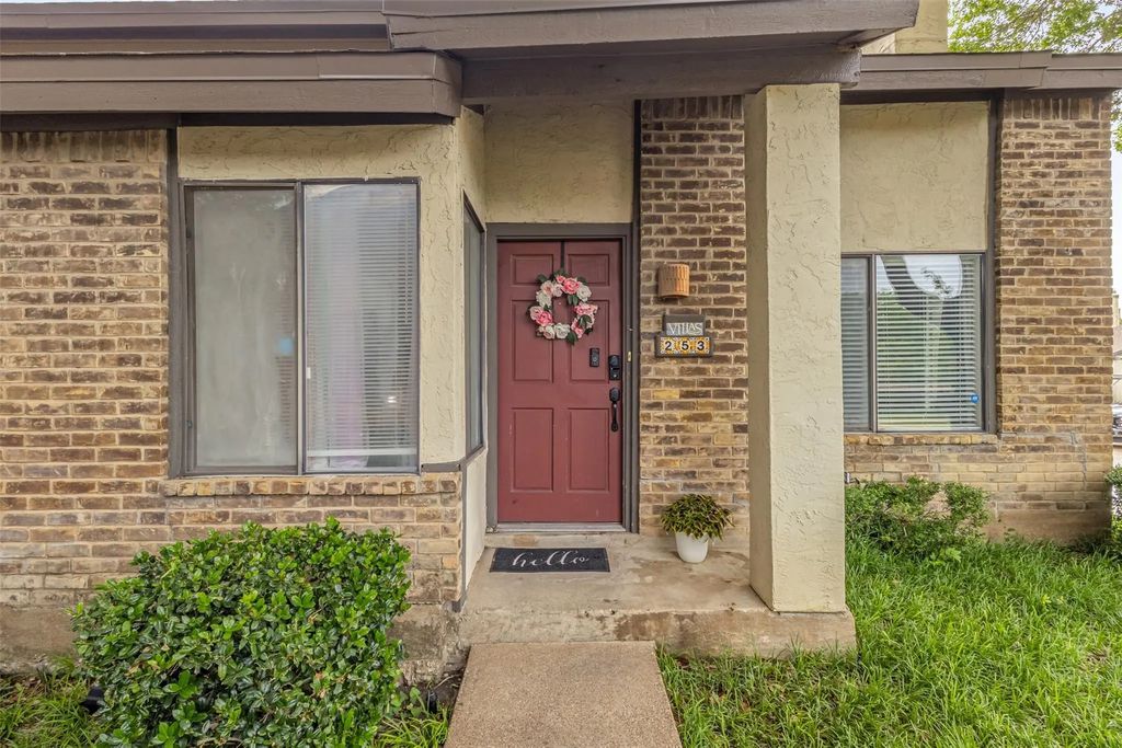 821 Dublin Drive 253, Richardson