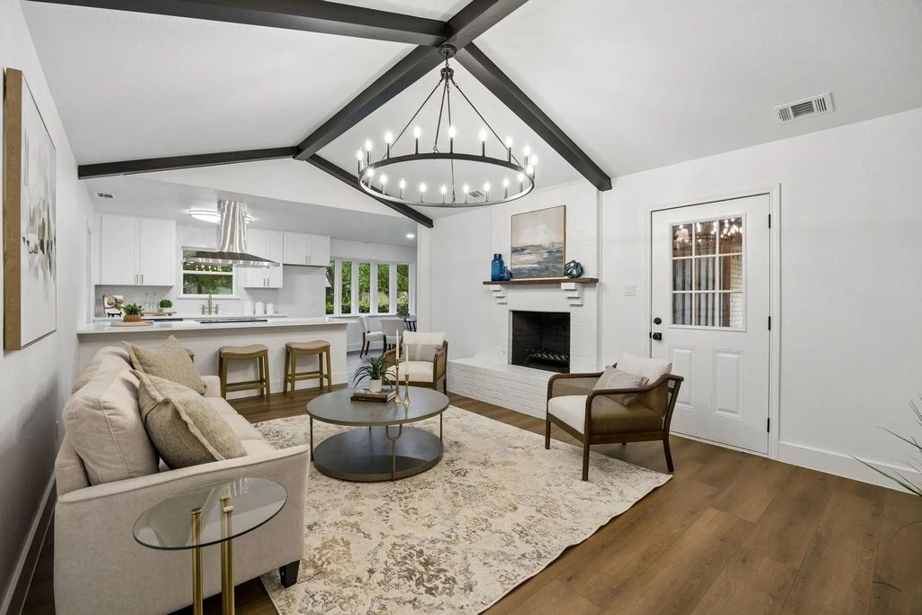 2524 Glen Lea Drive, Irving