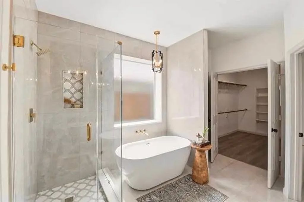 5953 Hillview Drive, Watauga