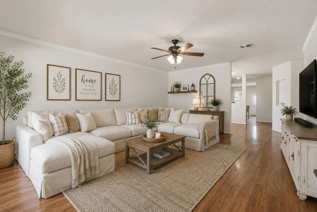 8740 Noontide Drive, Fort Worth