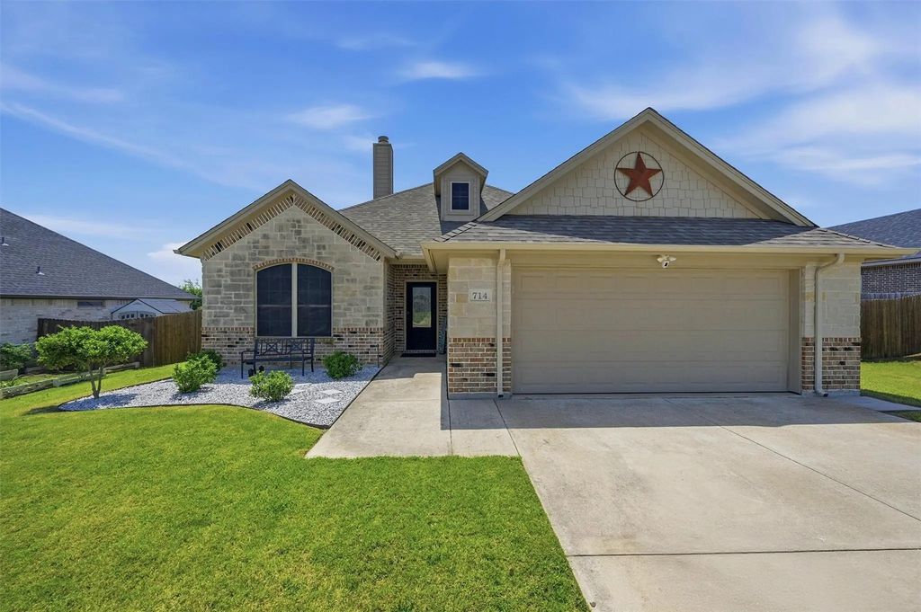 714 Mary Lee Lane, Collinsville