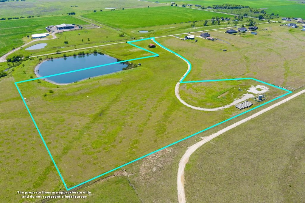 9817 County Road 408, Grandview