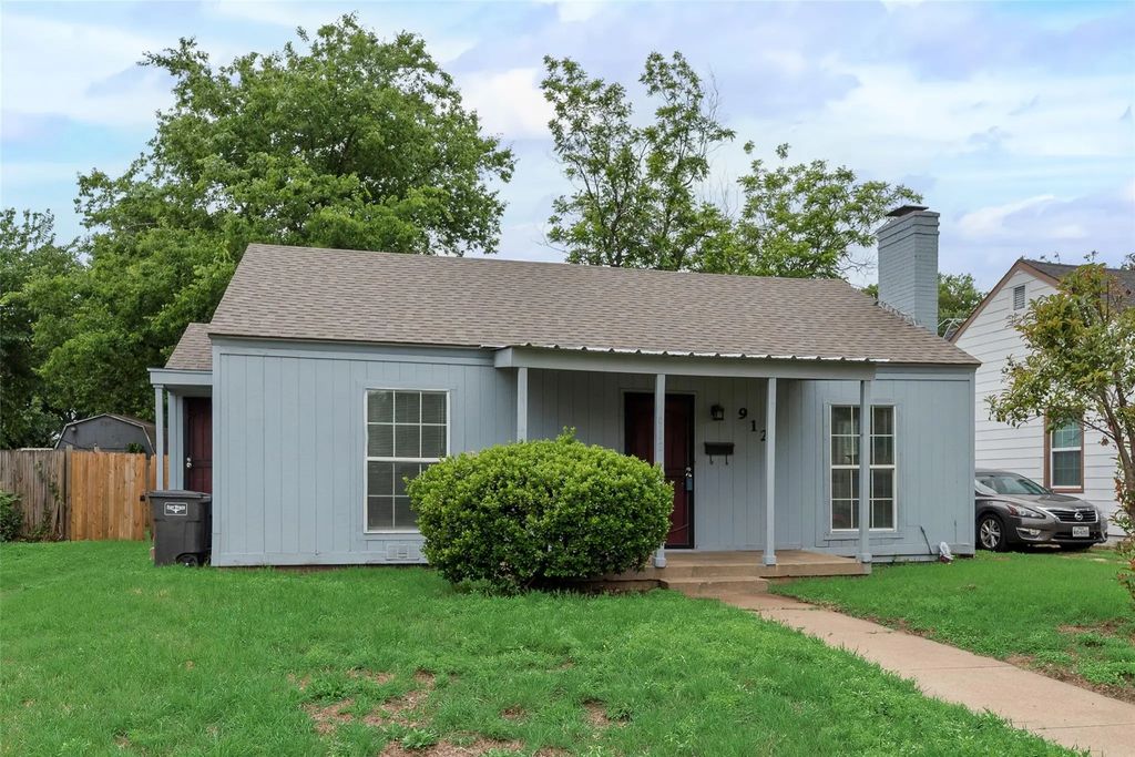 912 Clairemont Avenue, Fort Worth