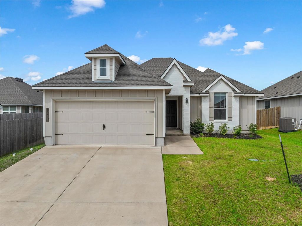 3213 Dottavio, Waco