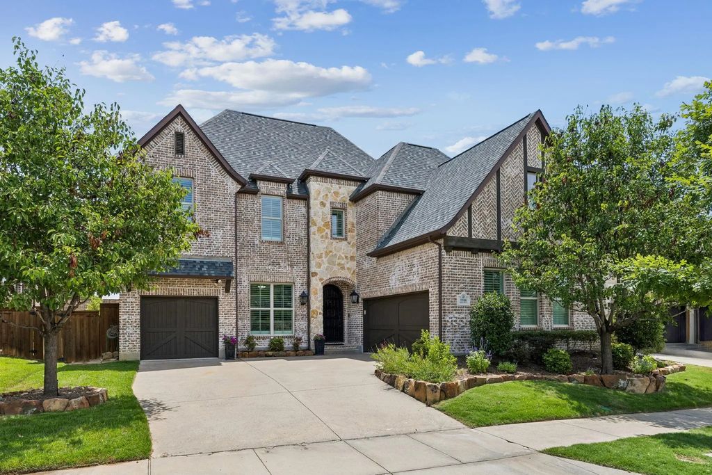 5588 Highflyer Hills Trail, Frisco