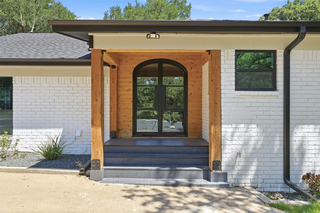 8713 Clay Hibbins Road, Keller