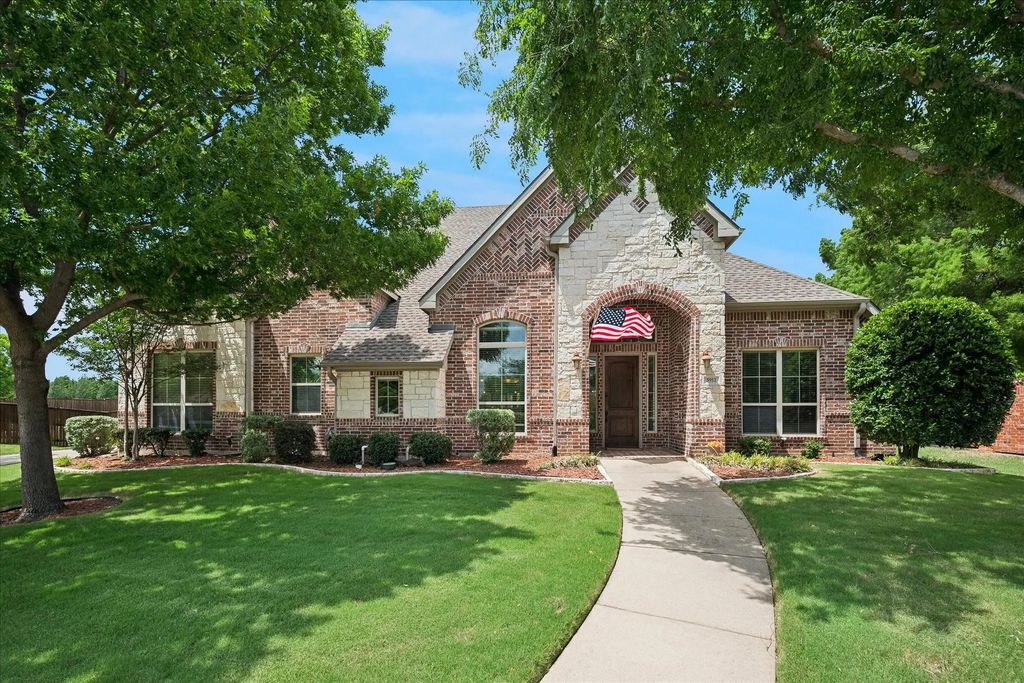 5913 Lavon Drive, Flower Mound