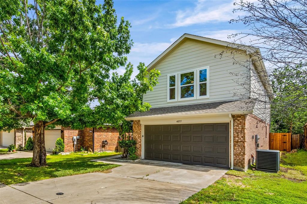 4855 Waterford Drive, Fort Worth