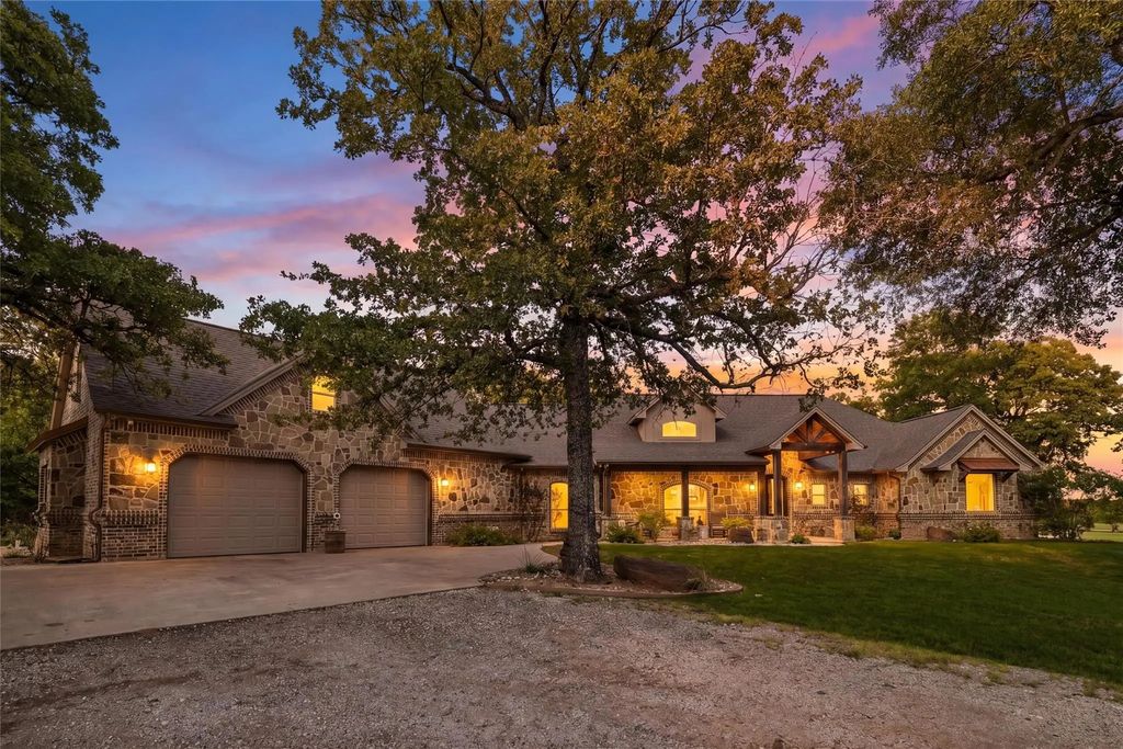 6561 County Road 423, Grandview