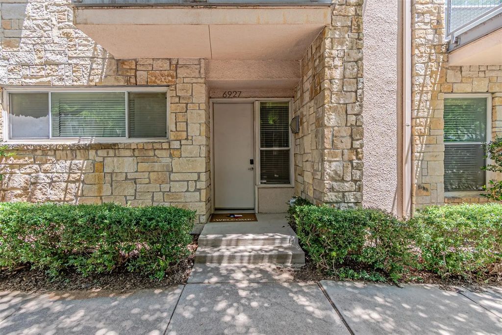 6927 Sumner Street, The Colony