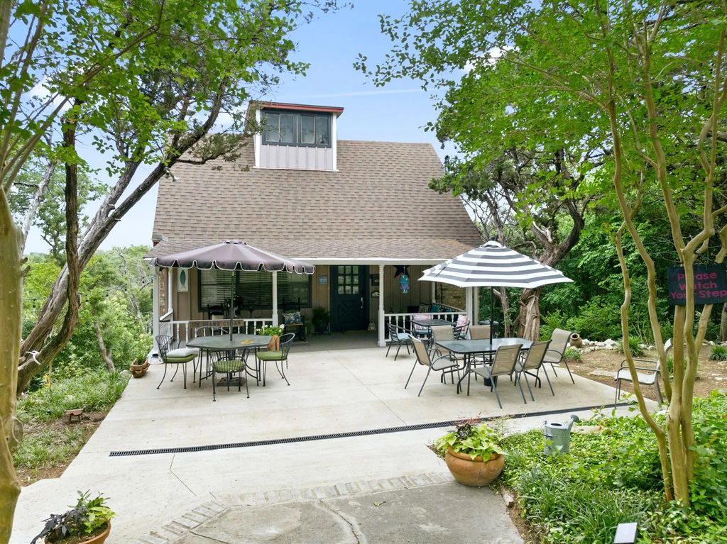 172 Giant Cedar Trail, Whitney