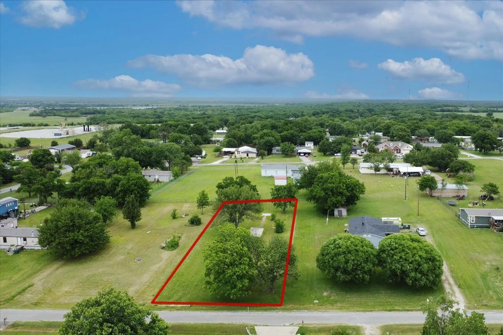 507 Deer Run, Southmayd