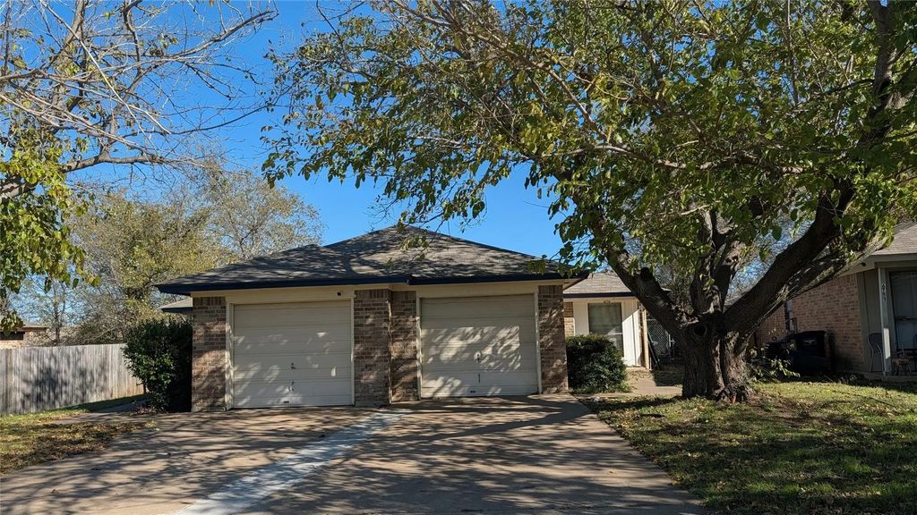 6709 Ridgecrest Court, Fort Worth