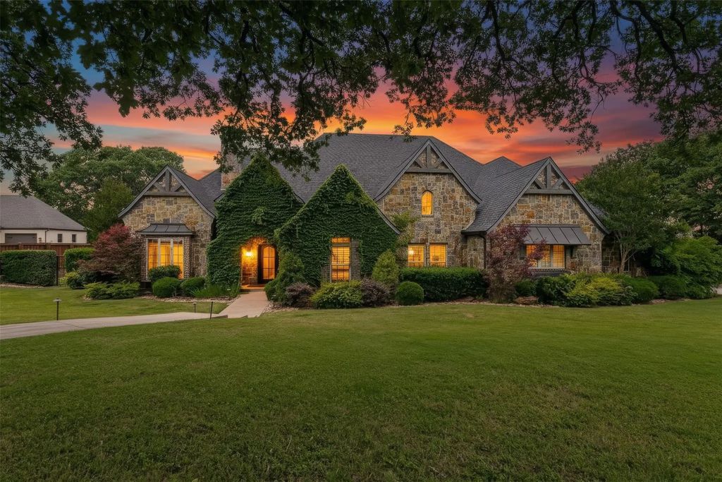 2042 Miracle Point(e) Drive, Southlake