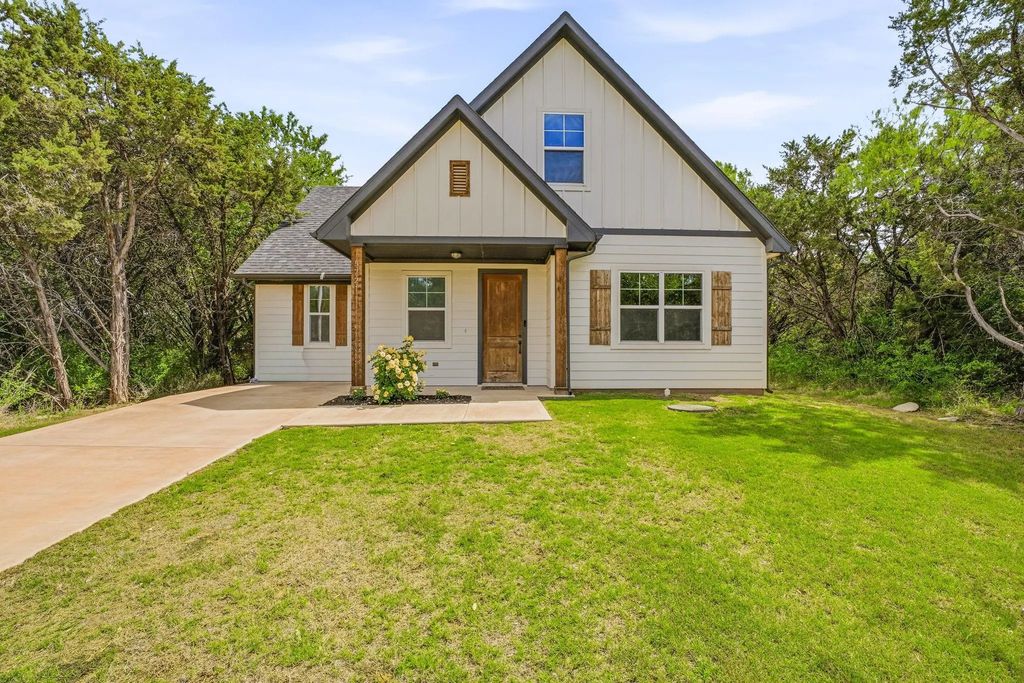 5721 San Jacinto Drive, Granbury