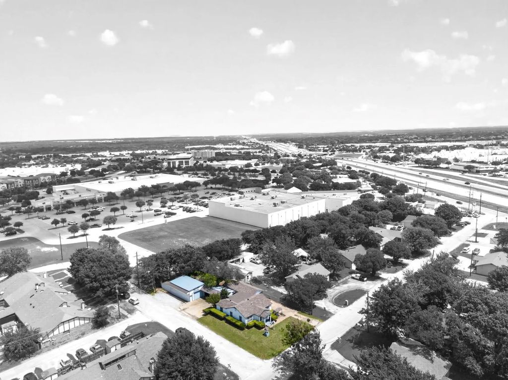 207 Hood Street, Cedar Hill