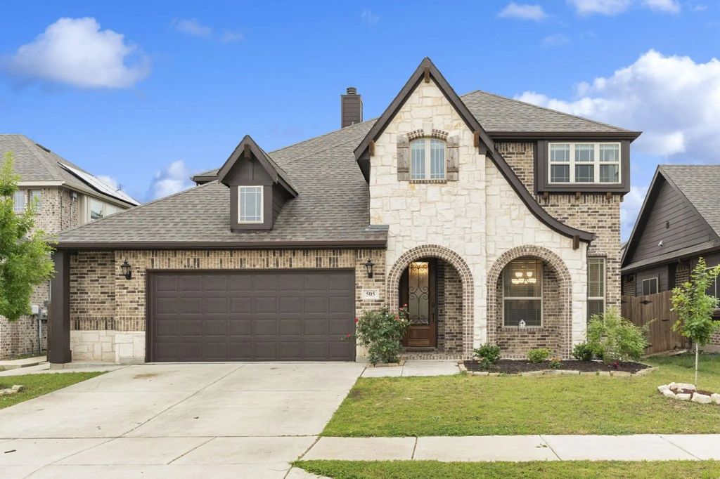 505 Winterwood Court, Fort Worth