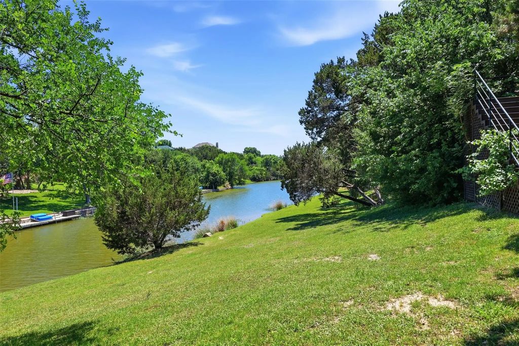 1911 Wigeon Street, Granbury